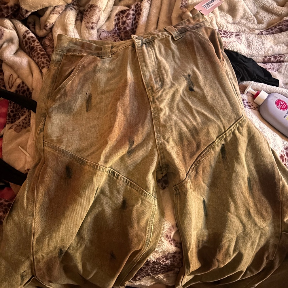 Dirty Denim Wide Leg Barrel Jeans